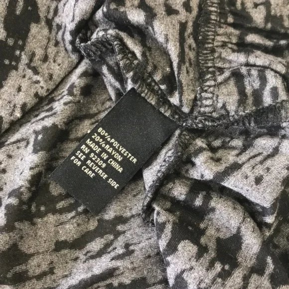 DG2 By Diane Gilman Burnout Ruffle Tank 688-583 - Picture 6 of 6